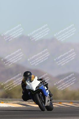 media/Oct-26-2025-Race Pace (Sun) [[c1447ca738]]/Non Verified (1st 20 Minutes of every Hour)/4-Turn 14 (1110am)/